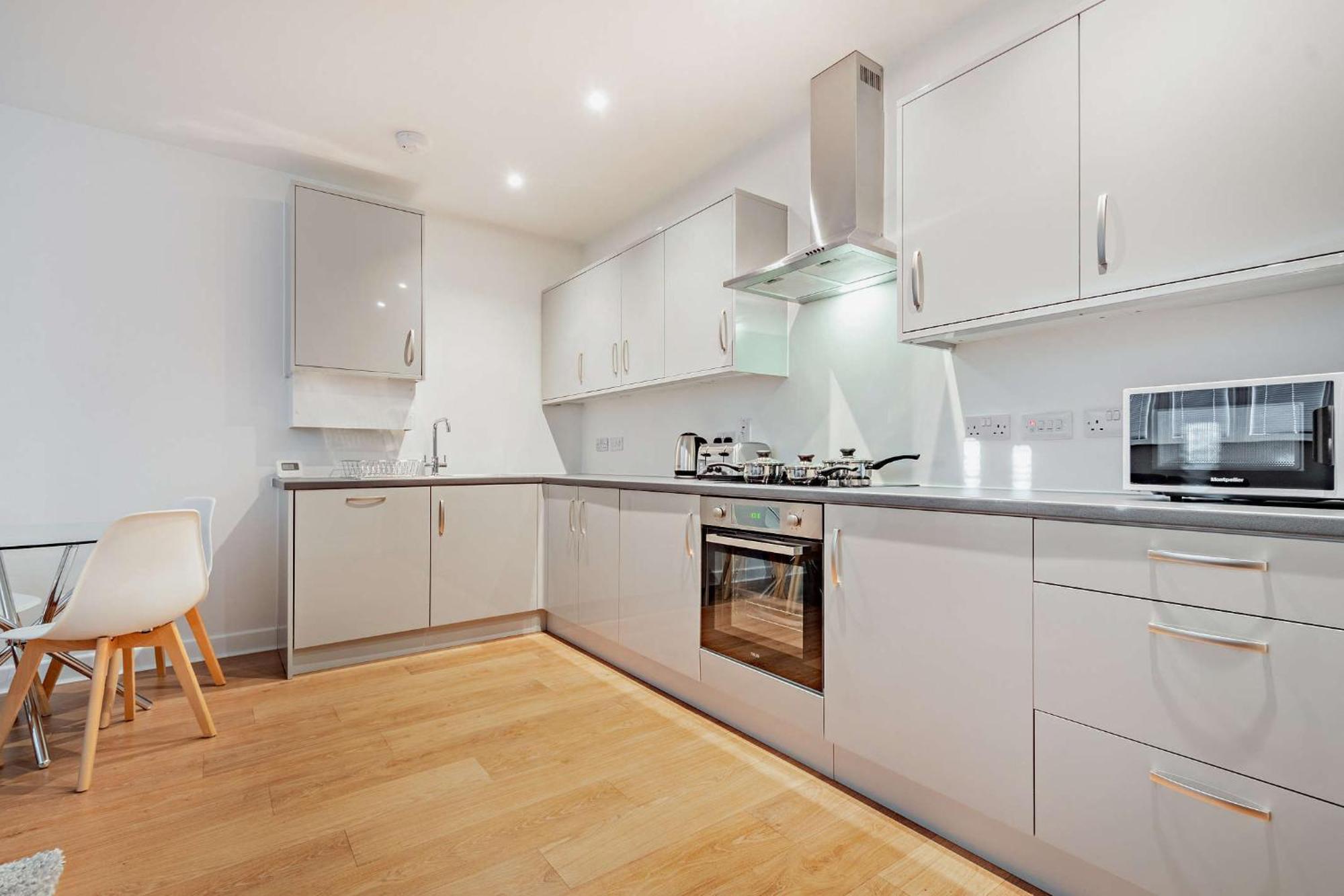 Modern, City Living Apartments- Private Parking Oxford Dış mekan fotoğraf