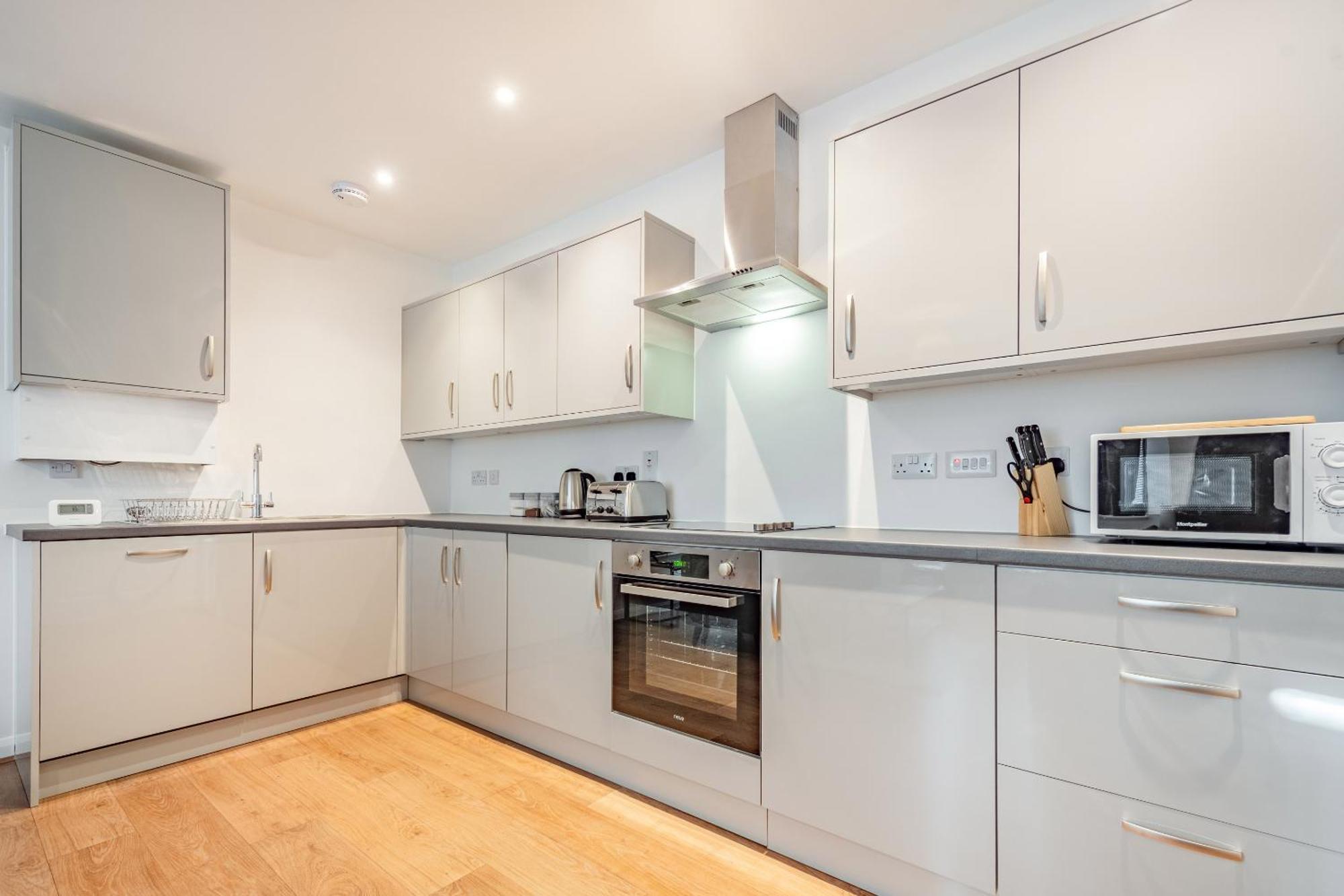 Modern, City Living Apartments- Private Parking Oxford Dış mekan fotoğraf